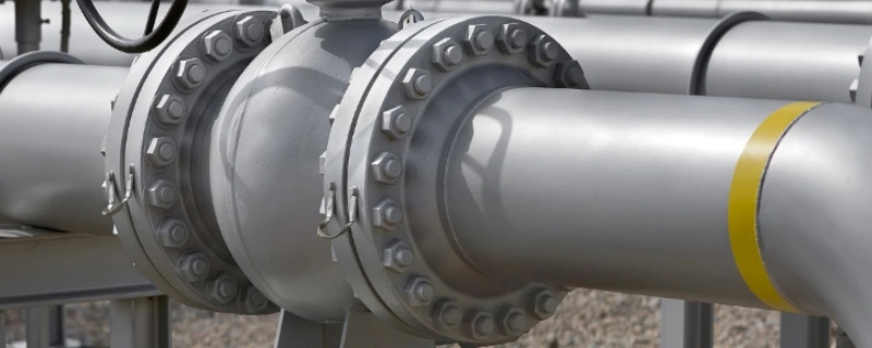 what is the purpose of a flange in piping systems
